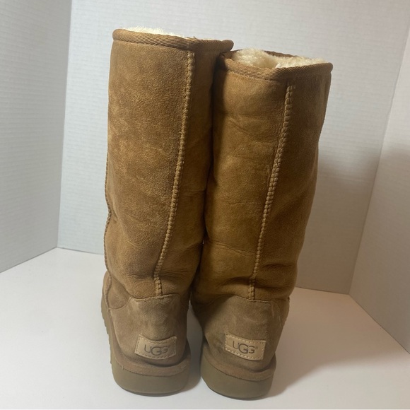 Ugg Women's Classic Tall Il Boot Chestnut Size 8 - Picture 6 of 11